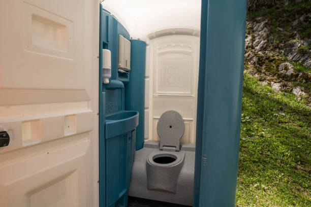Best Best portable toilet rental  in Sharonville, OH