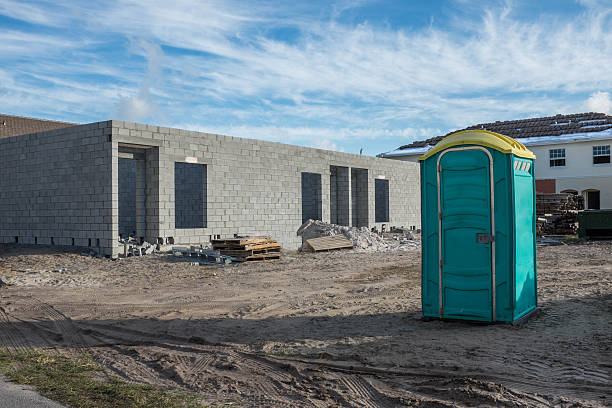 Best Portable bathroom rental  in Sharonville, OH